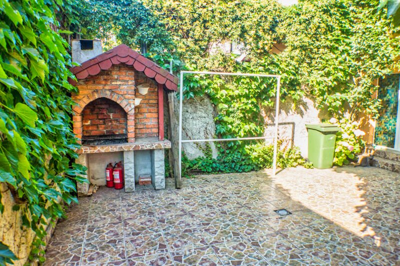 Tineretului parc,  Serban Voda.